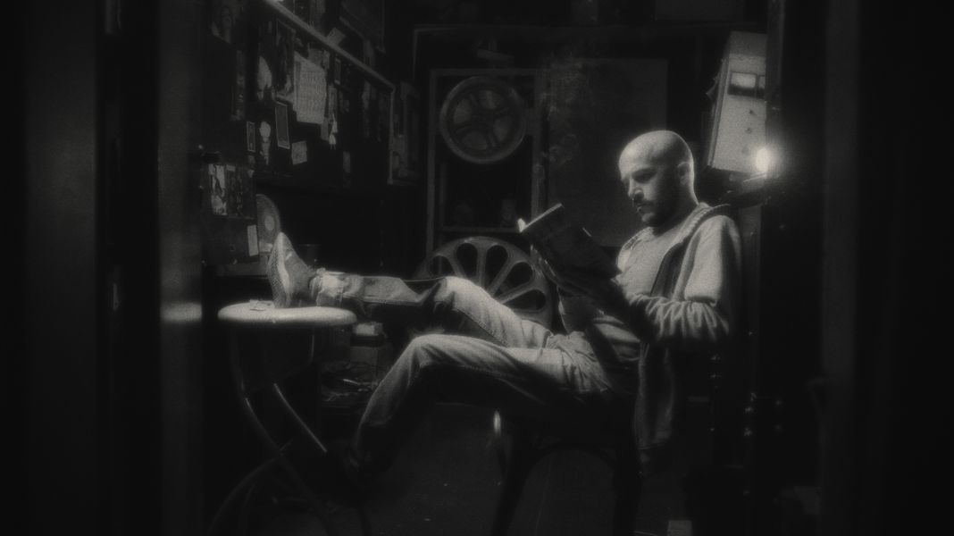 La Noche está marchandose ya Critica Seminci 2025